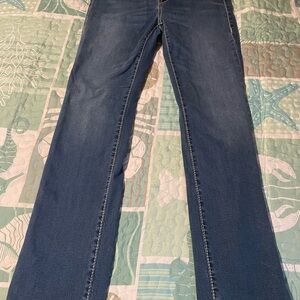 Pair of women’s True Religion Billie Mid-rise Straight jeans size 30w 33L